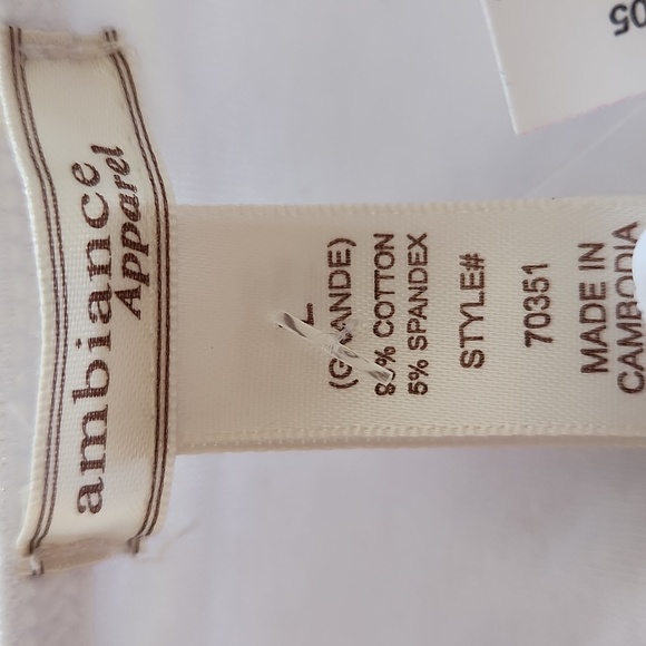 Ambiance NWOT - Picture 5 of 6